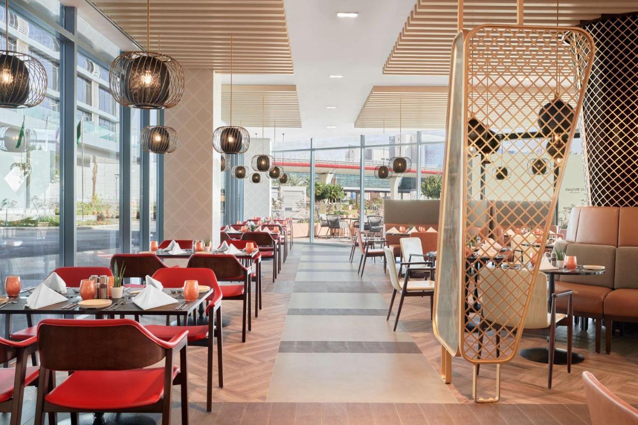 Radisson Blu Hotel Riyadh Convention And Exhibition Center エクステリア 写真 The restaurant