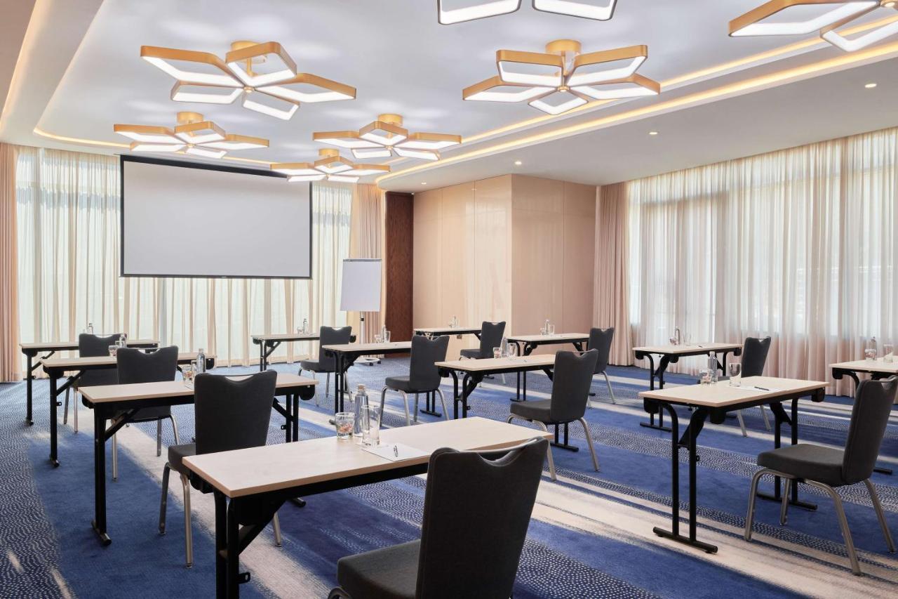 Radisson Blu Hotel Riyadh Convention And Exhibition Center エクステリア 写真 Meeting room
