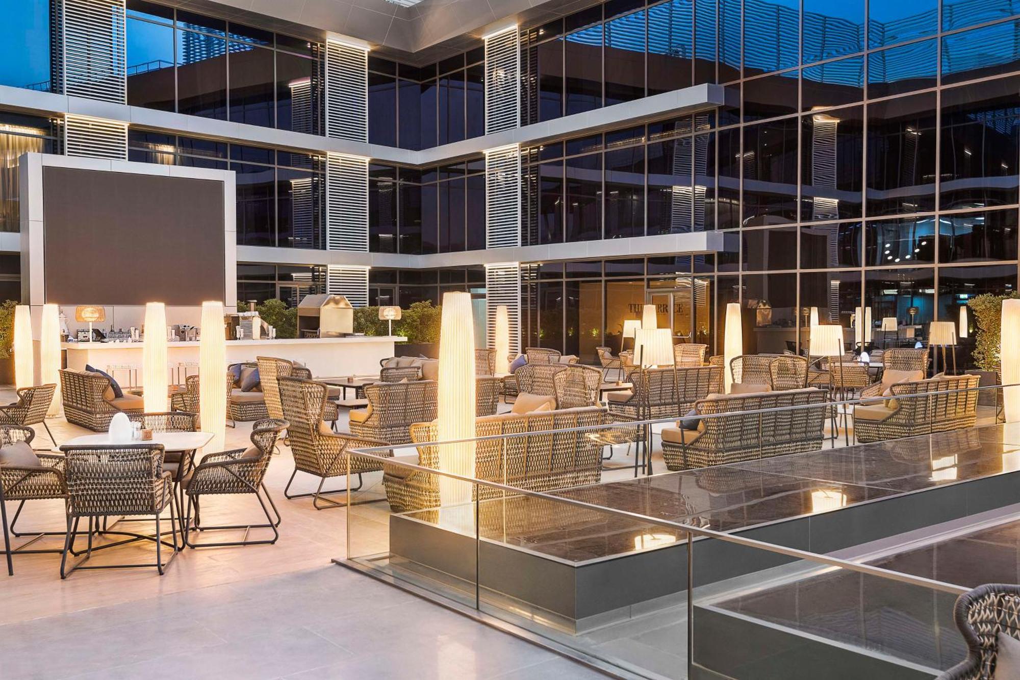 Radisson Blu Hotel Riyadh Convention And Exhibition Center エクステリア 写真 The interior of the hotel
