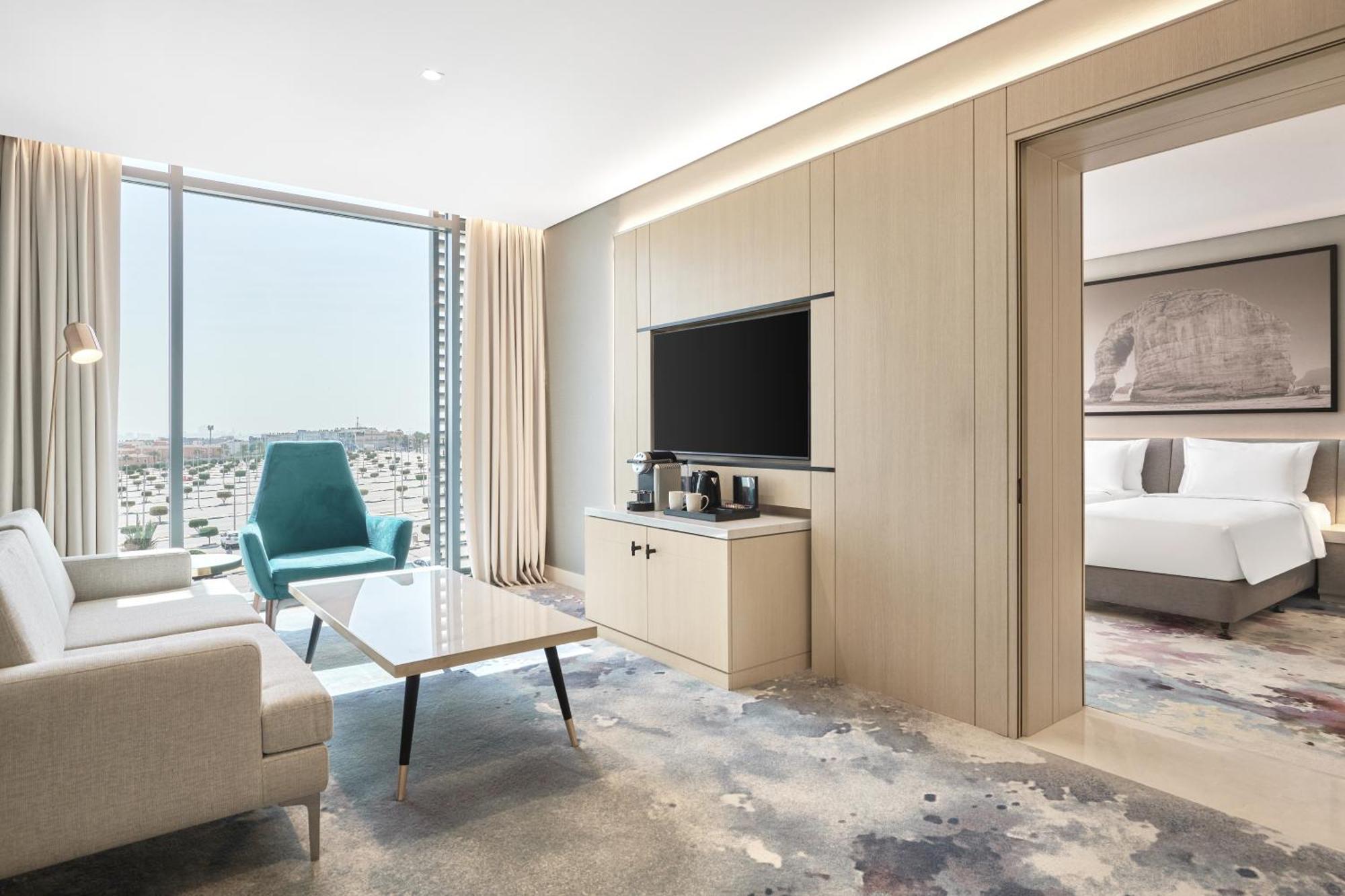 Radisson Blu Hotel Riyadh Convention And Exhibition Center エクステリア 写真 Suite
